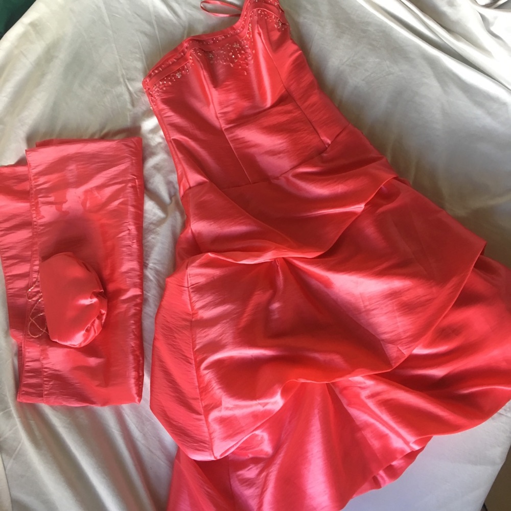 ✨Bejeweled Puffy Pink Prom Dress✨